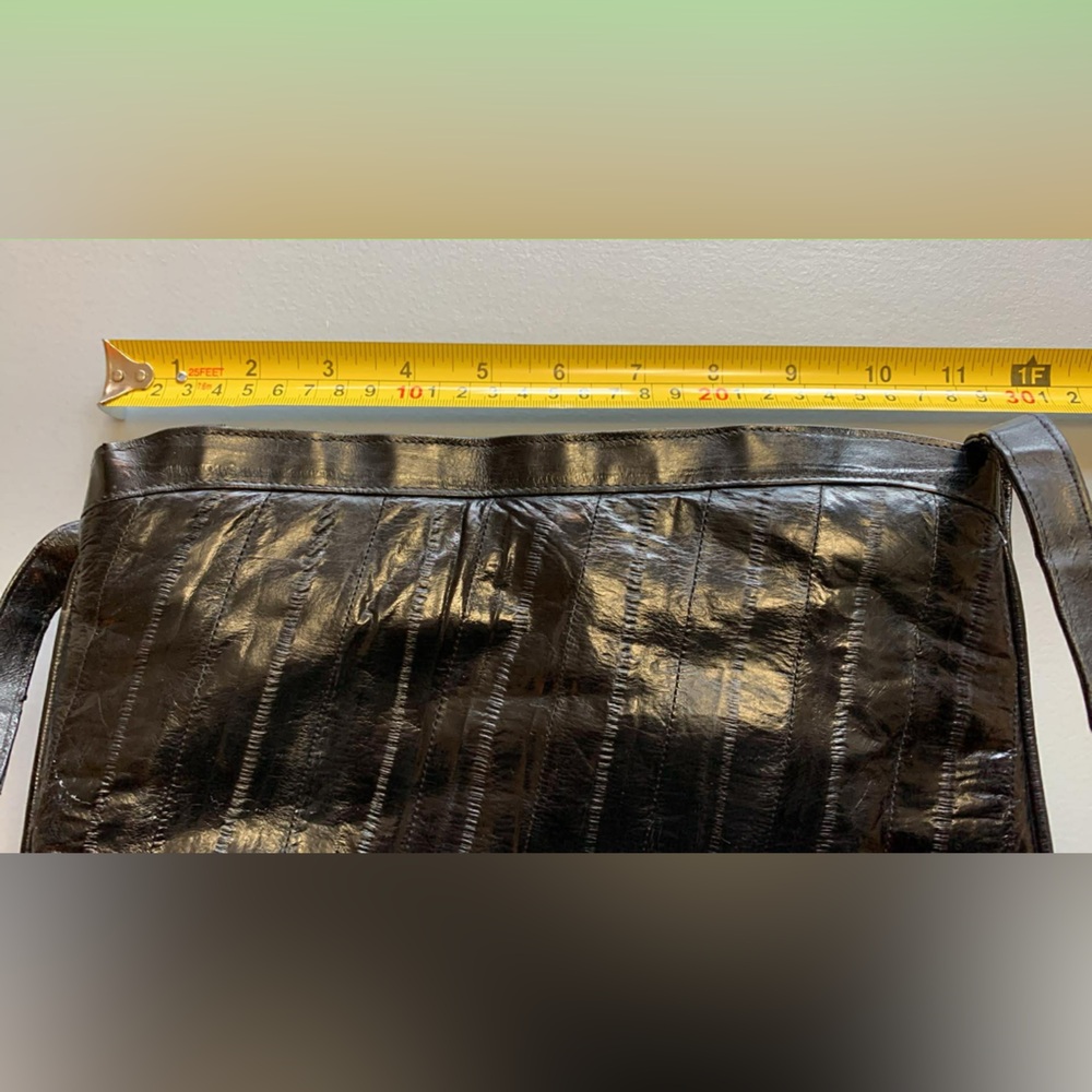 Vintage 80s Eel Skin Black Shoulder Bag - Picture 4 of 9